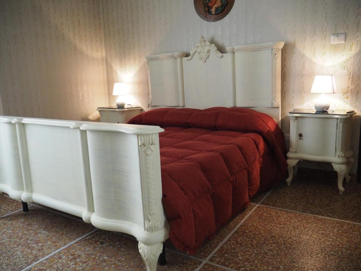 Casa Maria Appartement San Benedetto del Tronto Buitenkant foto